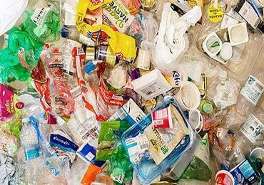 Canada, 50% of plastic packaging is reusable, recyclable, or compostable